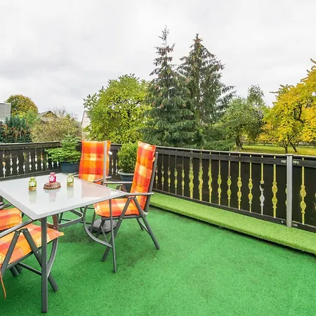 Cozy In Lichtenhain With Garden Appartamento *